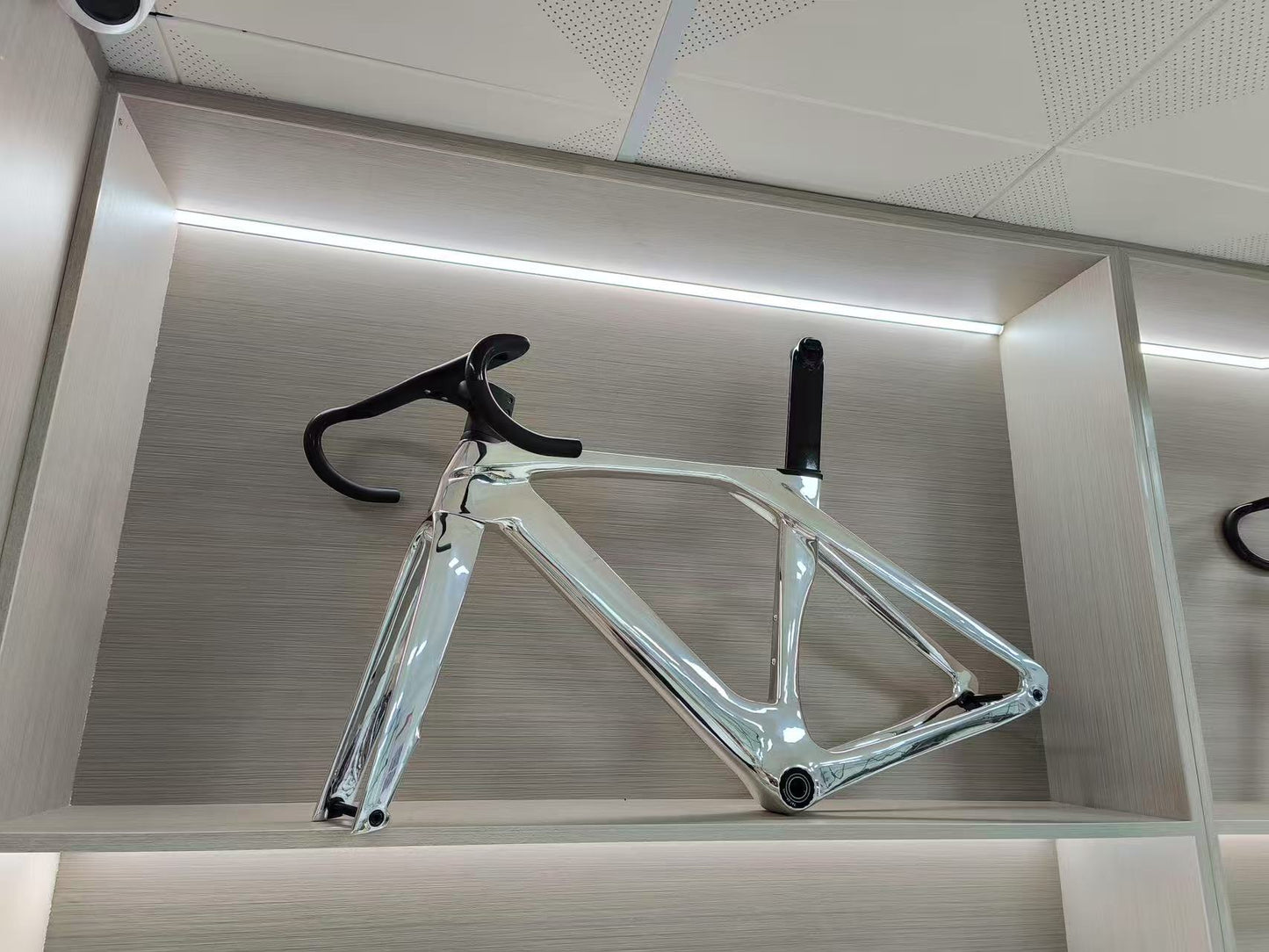 BXT carbon fiber bicycle/Color+logo customization/custom scratch-resistant and wear-resistant electroplating / mirror-plated finish / custom high-end paint finish / ice crack / chameleon