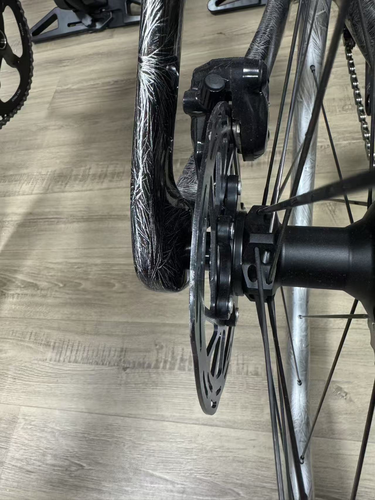 Bxt Applies to Bxt-135/145/119/115 framesets, Complete bike assembly，140mm disc brake center lock rotor with locking cap 140mm disc rotor